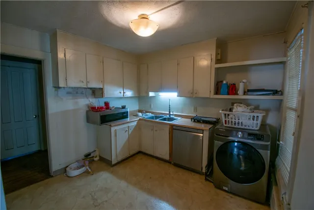 $239,900 | 202 Fall Street, Seneca Falls, NY 13148