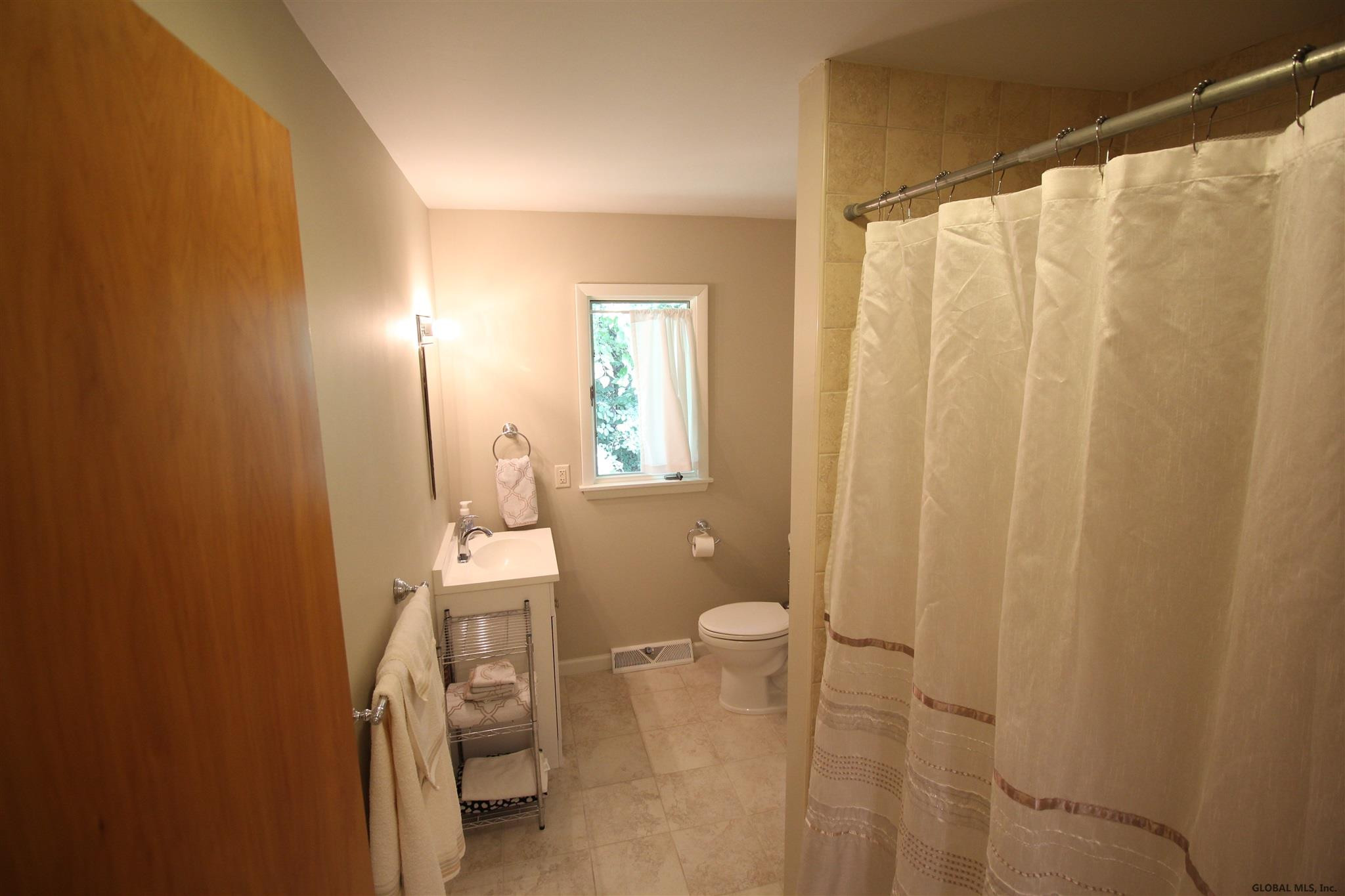72 Smith Road Halfmoon, NY 12118 - Photo 20 of 42 Photo 20