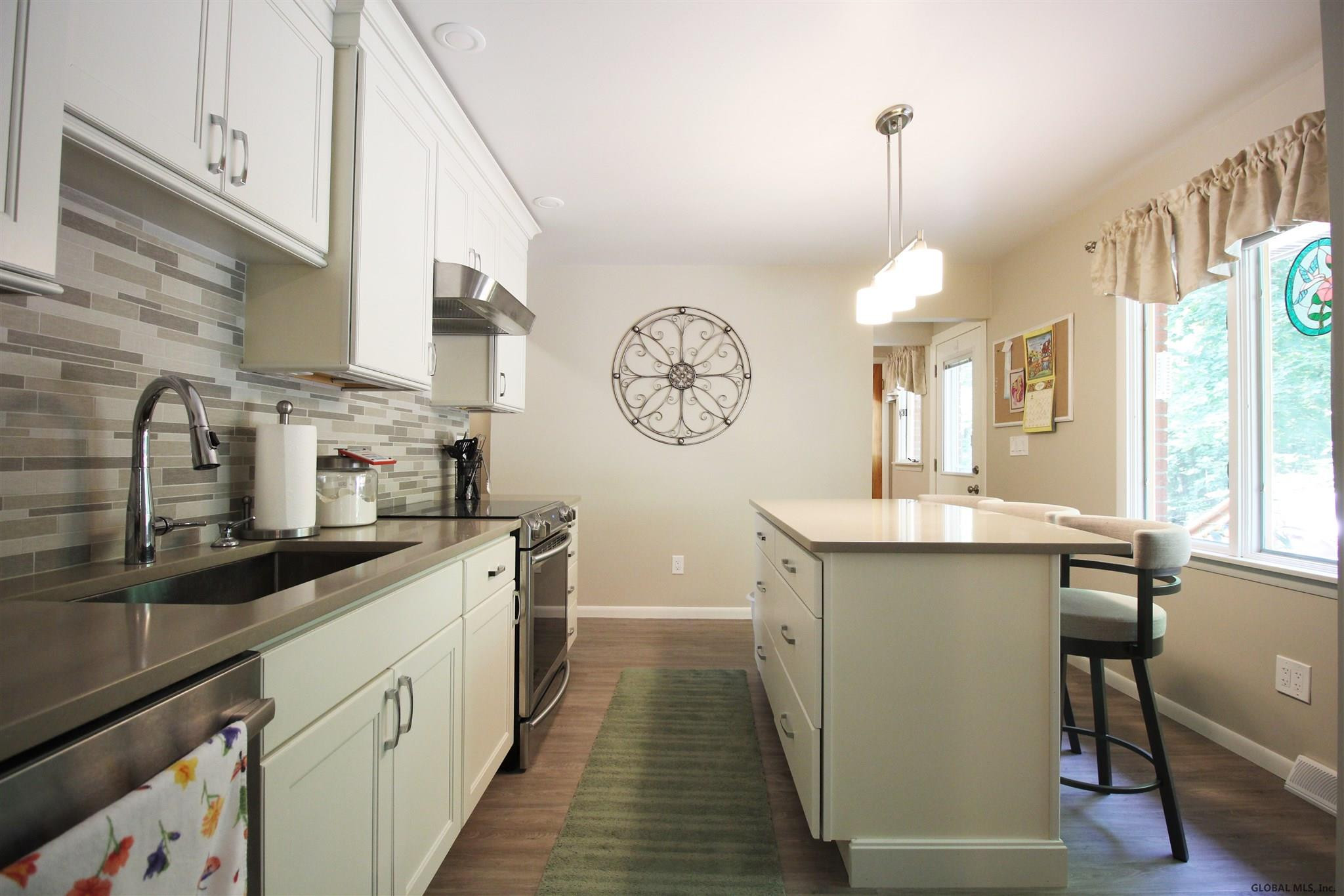 72 Smith Road Halfmoon, NY 12118 - Photo 8 of 42 Photo 8