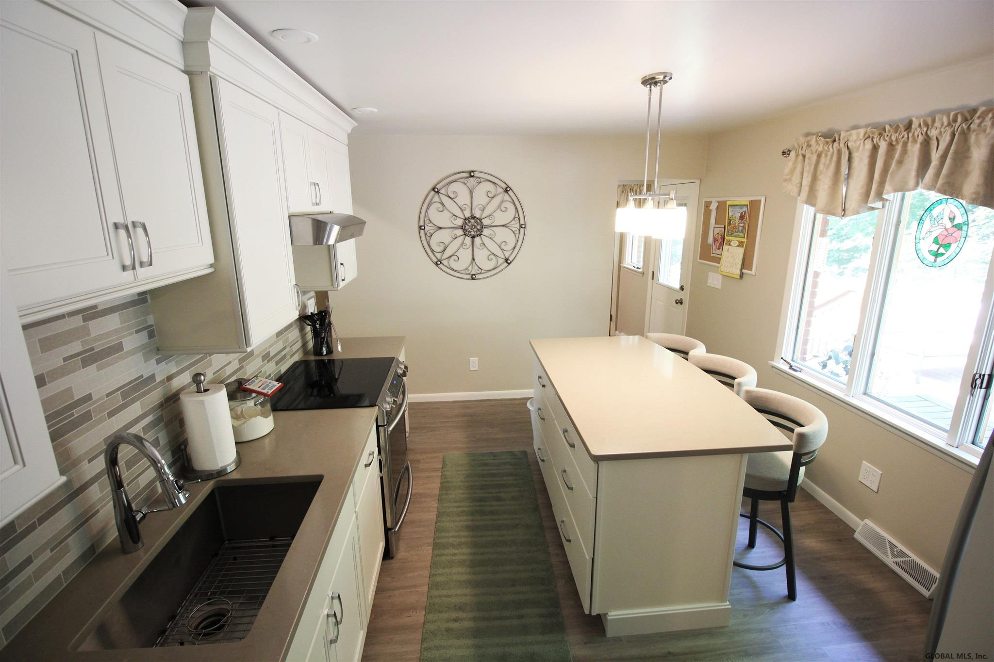 72 Smith Road Halfmoon, NY 12118 - Photo 9 of 42 Photo 9