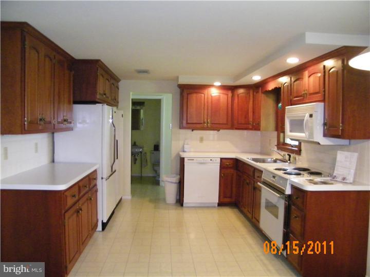 3206 Rickerts Road Perkasie, PA 18944 - Photo 9 of 10 Kitchen