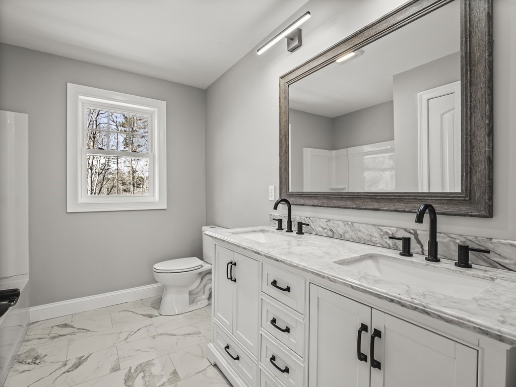 7 Chapel Road Mattapoisett, MA 02739 - Photo 11 of 23 Gallery Image 11