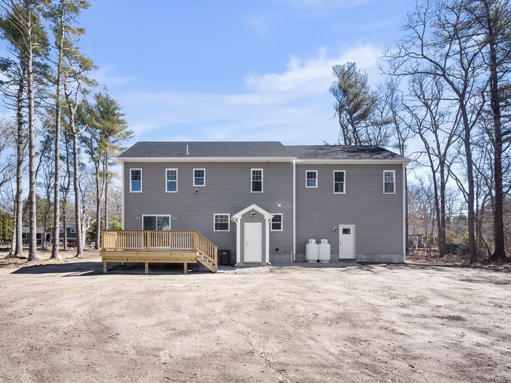 7 Chapel Road Mattapoisett, MA 02739 - Photo 21 of 23 Gallery Image 21