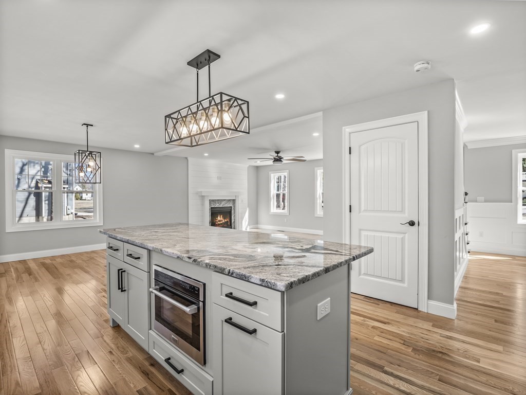 7 Chapel Road Mattapoisett, MA 02739 - Photo 8 of 23 Gallery Image 8