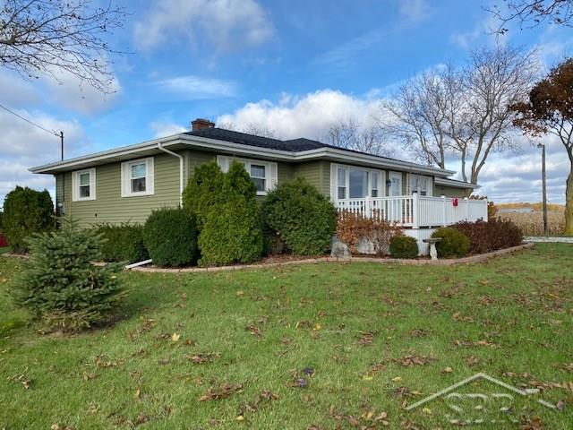 5740 Weiss Road Frankenmuth, MI 48734 - Photo 2 of 19