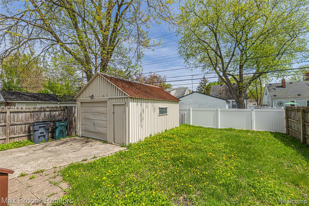 3012 Greenfield Road Berkley, MI 48072 - Photo 15 of 19