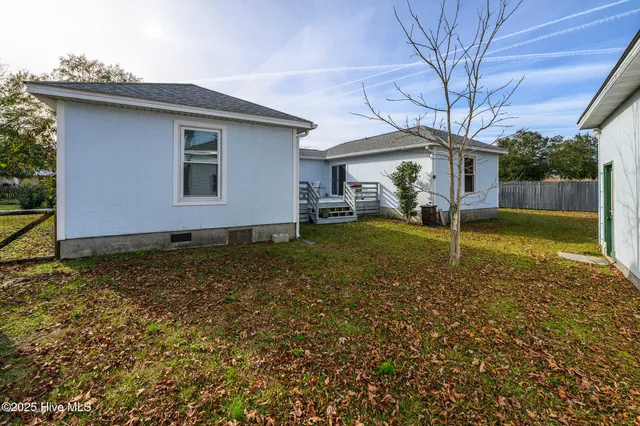 $300,000 | 608 Church Street, Oriental, NC 28571