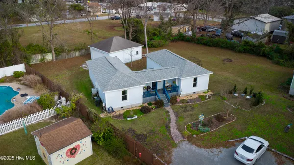 $300,000 | 608 Church Street, Oriental, NC 28571