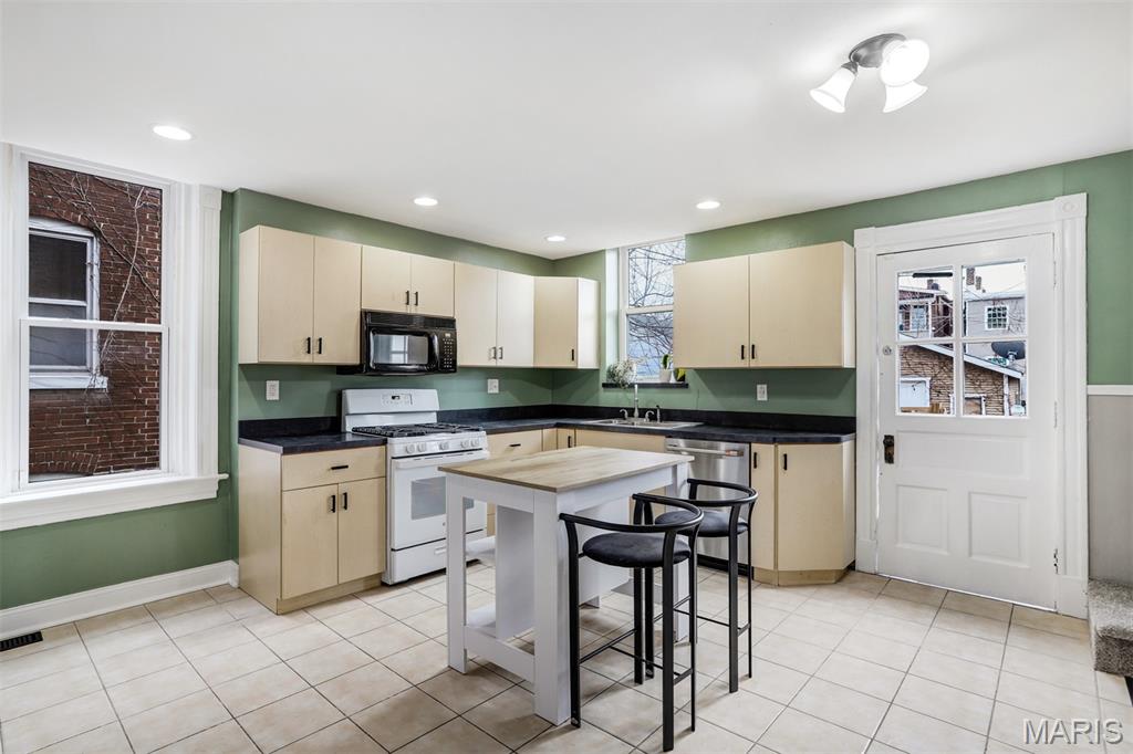 3204 Dakota Street St. Louis, MO 63111 - Photo 19 of 48