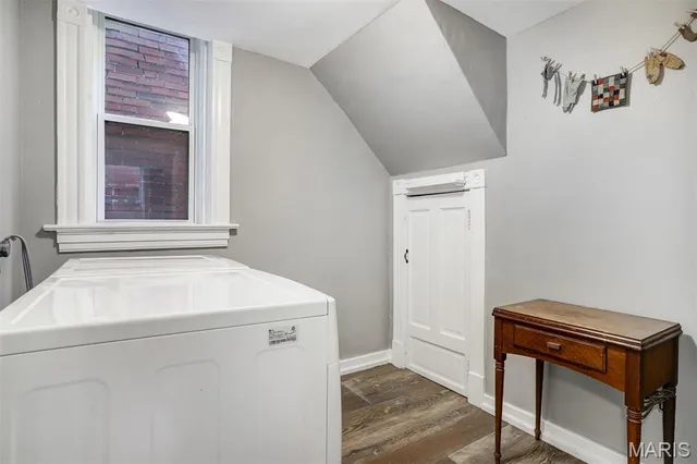 $198,900 | 3204 Dakota Street, St. Louis, MO 63111