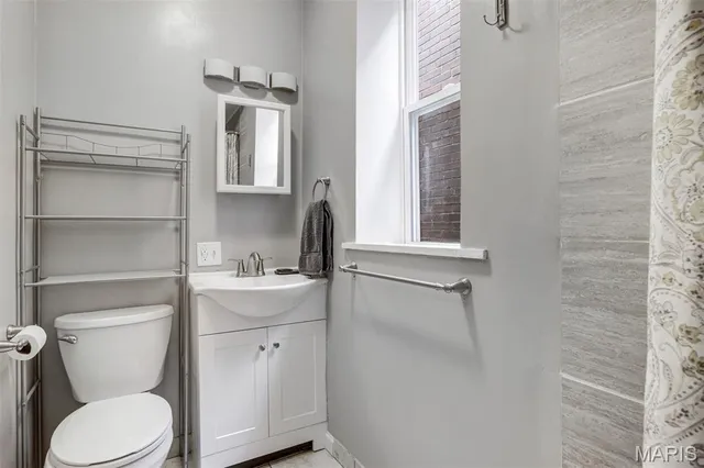 $198,900 | 3204 Dakota Street, St. Louis, MO 63111