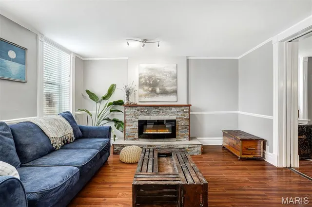 $198,900 | 3204 Dakota Street, St. Louis, MO 63111