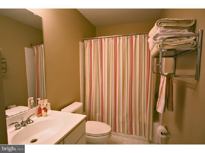 33 Windsor Pond Road Princeton Junction, NJ 08550 - Photo 14 of 14