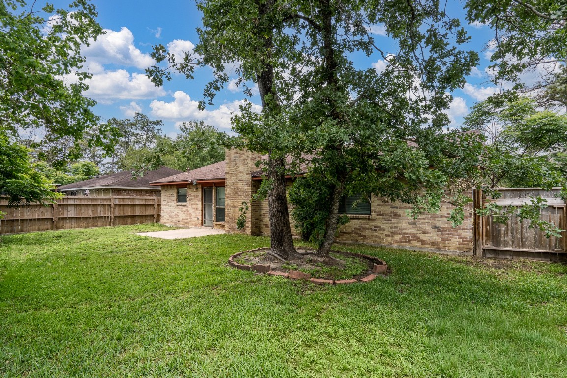 5018 Fitzwater Drive Spring, TX 77373 - Photo 7 of 27 Plenty of room for a pool if that is in your future plans.