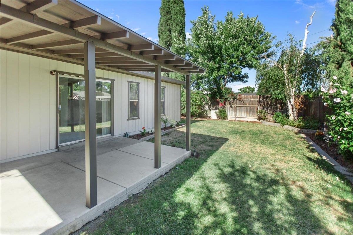 1213 Adel Street Modesto, CA 95350 - Photo 39 of 41