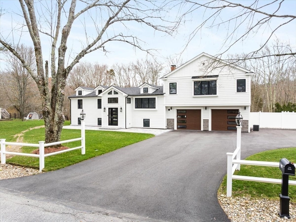 143 Samoset Drive Hanover, MA 02339 - Photo 3 of 41