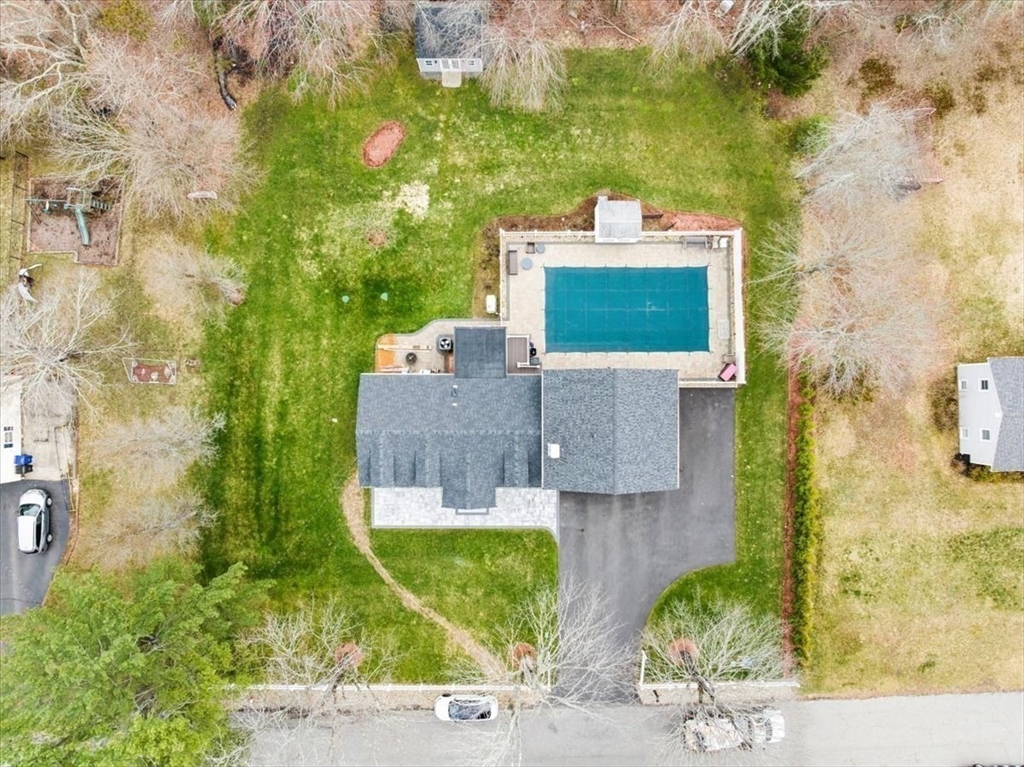 143 Samoset Drive Hanover, MA 02339 - Photo 5 of 41