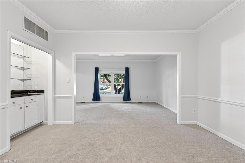 534 Lindley Road Greensboro, NC 27410 - Photo 10 of 48