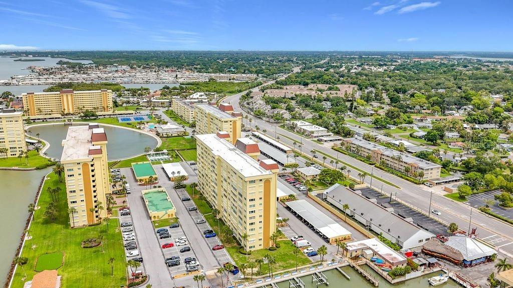 4550 Cove Circle, Unit 302 St. Petersburg, FL 33708 - Photo 44 of 55