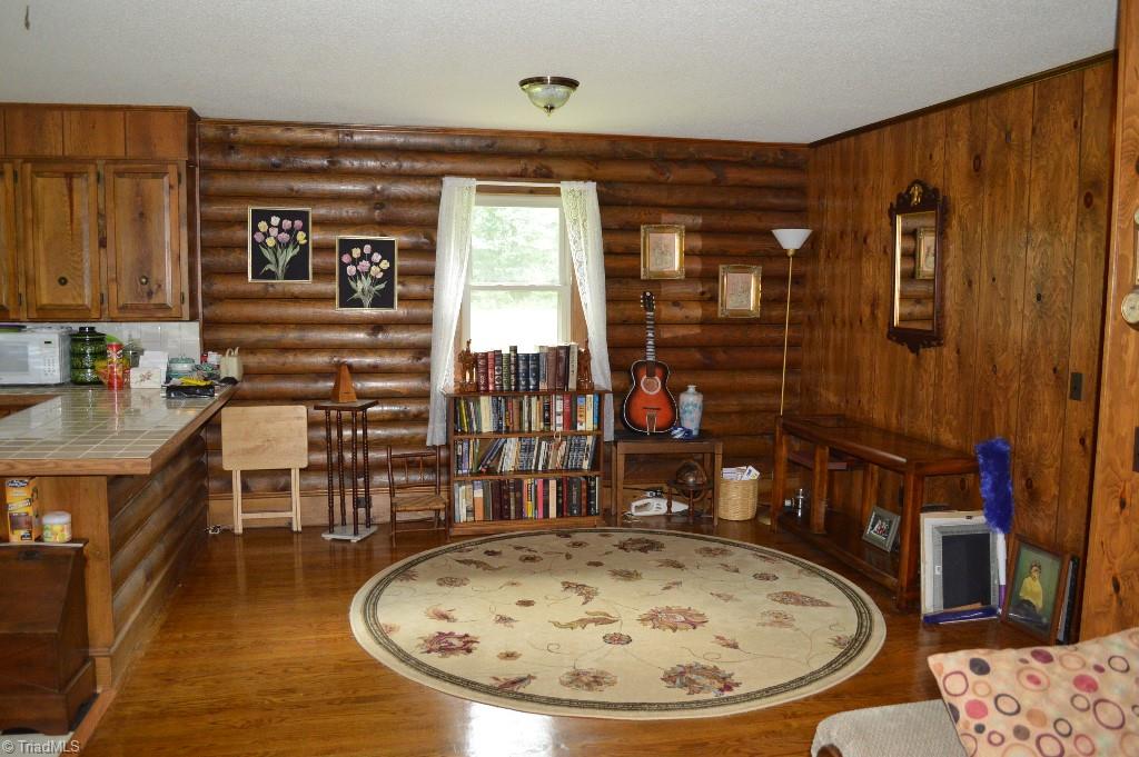 299 Union Cross Road Dobson, NC 27017 - Photo 7 of 14 Gallery Image 7