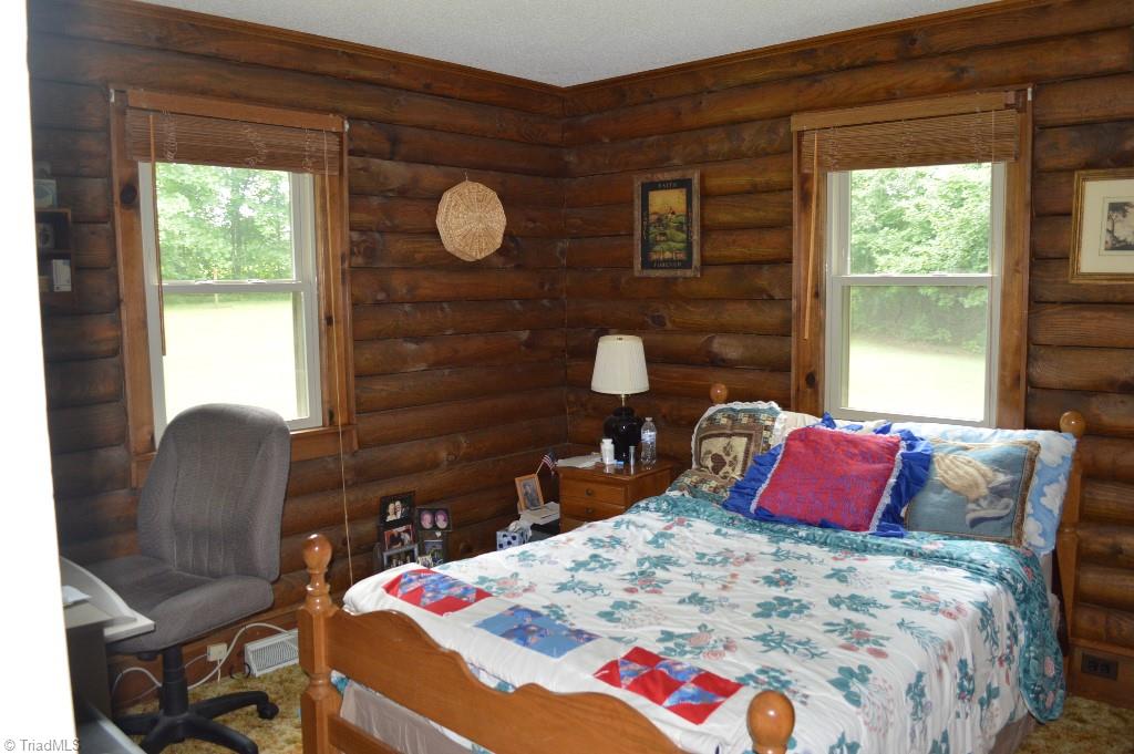 299 Union Cross Road Dobson, NC 27017 - Photo 8 of 14 Gallery Image 8
