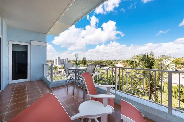 $1,575,000 | 701 Southeast 21st Avenue, Unit 502, Deerfield Beach, FL 33441