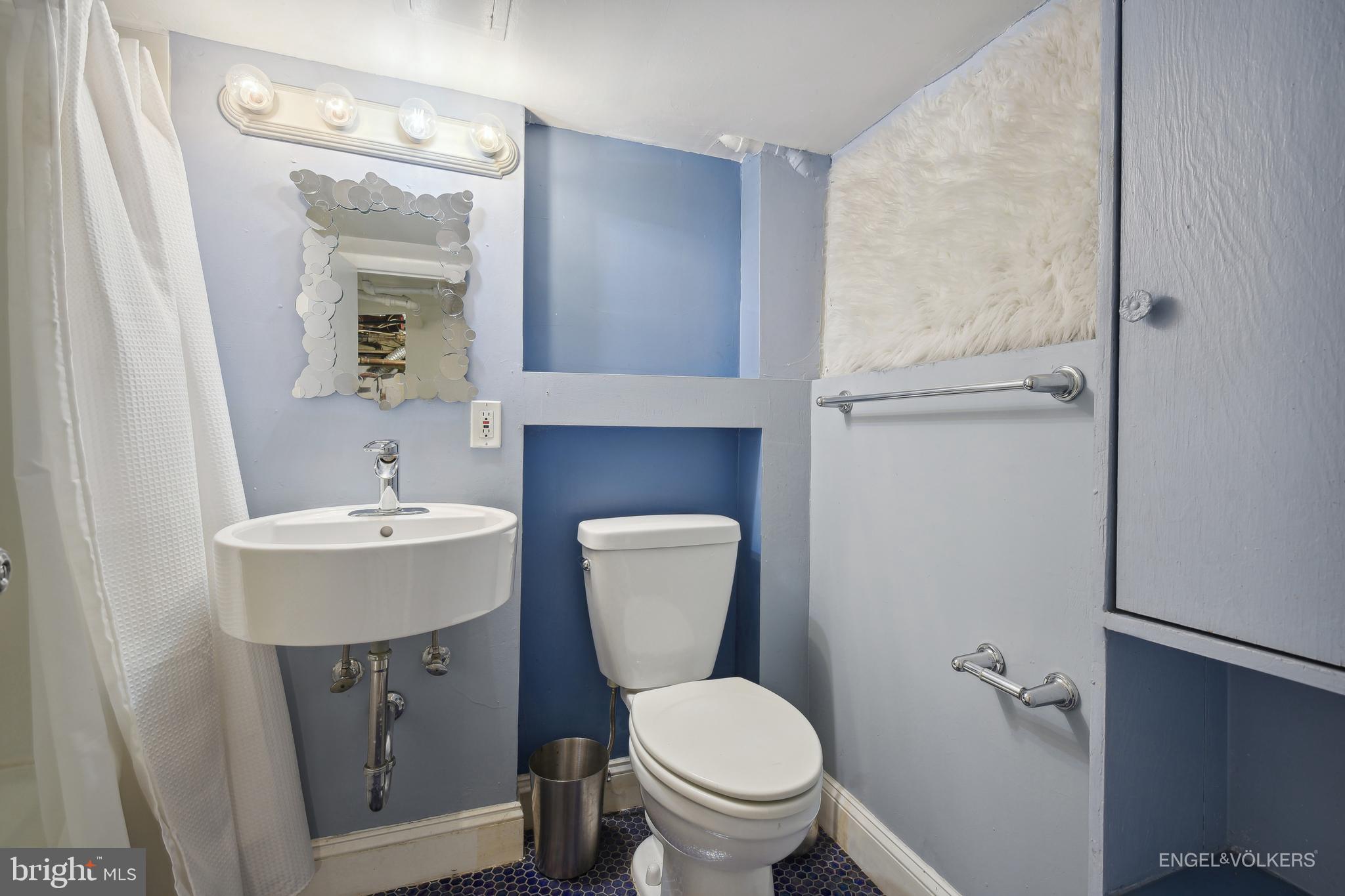 38 Sherman Circle Northwest Washington, DC 20011 - Photo 14 of 15