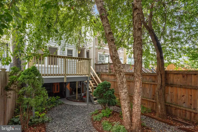 $3,800 | 38 Sherman Circle Northwest, Washington, DC 20011