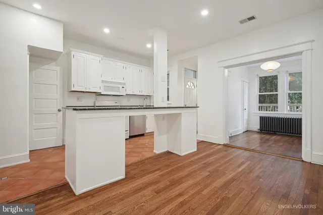 $3,800 | 38 Sherman Circle Northwest, Washington, DC 20011