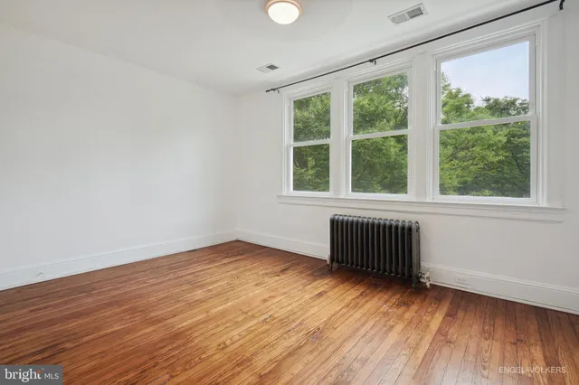 $3,800 | 38 Sherman Circle Northwest, Washington, DC 20011