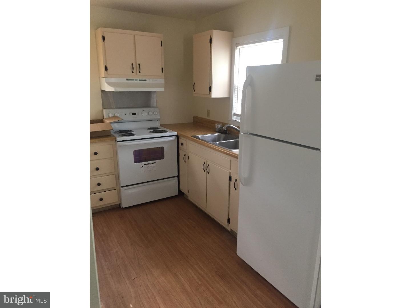 221 Iris Road Millville, NJ 08332 - Photo 6 of 9 Gallery Image 6