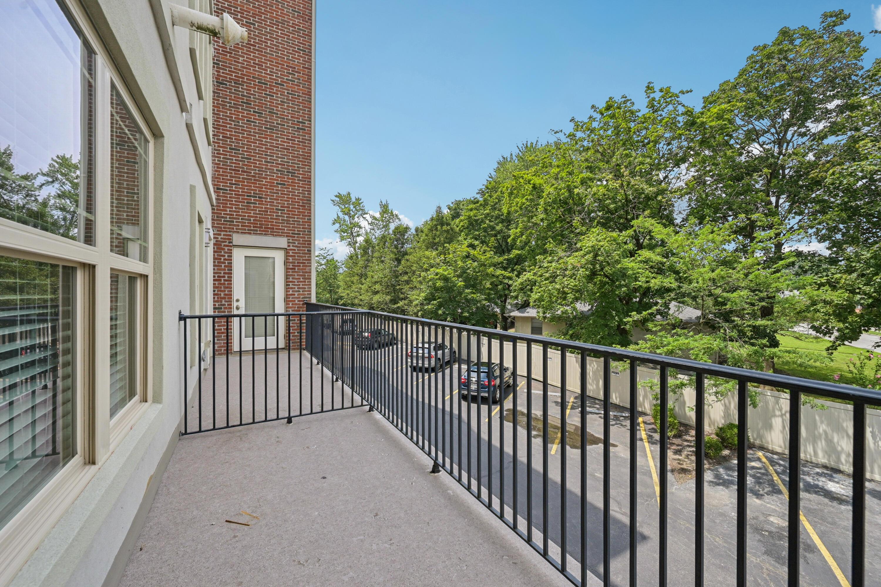 3175 Tremont Road, Unit 215 Columbus, OH 43221 - Photo 45 of 66 42-print-Tremont Rd-S2207-042