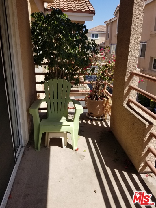 14050 Lemoli Way Hawthorne, CA 90250 - Photo 12 of 39