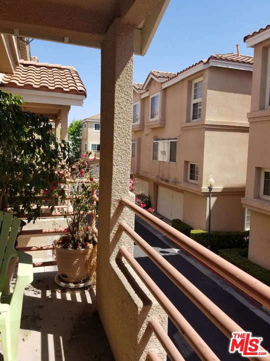 14050 Lemoli Way Hawthorne, CA 90250 - Photo 15 of 39