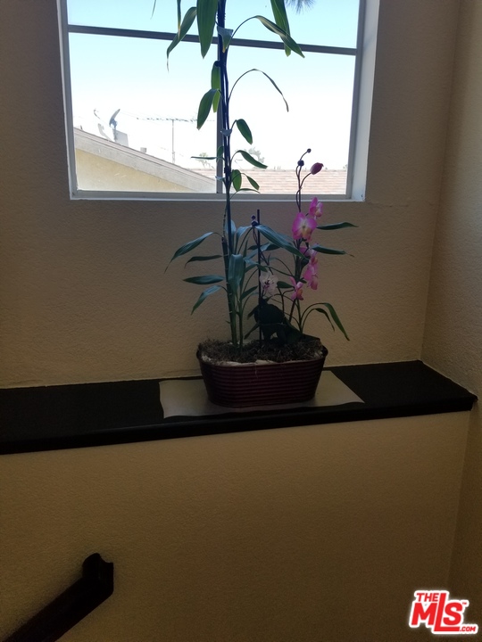 14050 Lemoli Way Hawthorne, CA 90250 - Photo 20 of 39