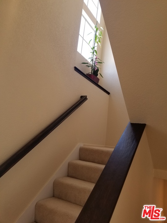 14050 Lemoli Way Hawthorne, CA 90250 - Photo 34 of 39