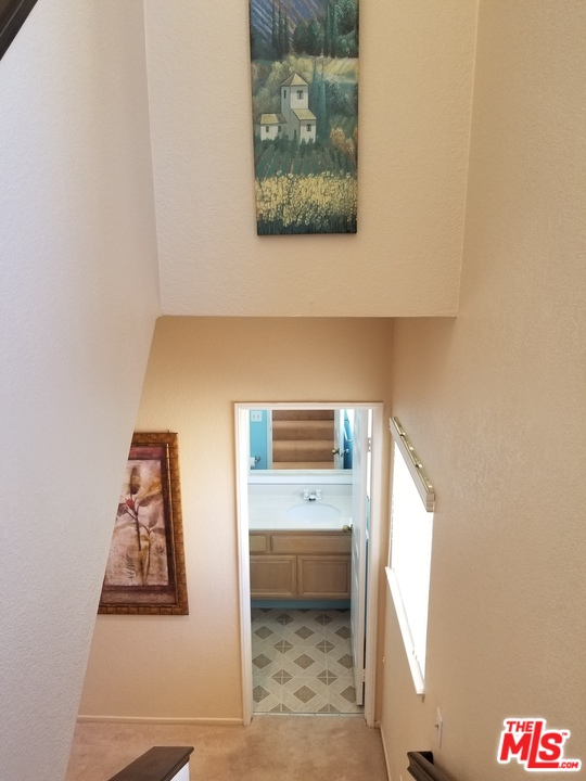 14050 Lemoli Way Hawthorne, CA 90250 - Photo 7 of 39