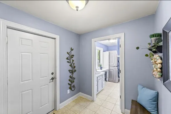 $1,425,990 | 205 Kummrow Court, Wales, WI 53183