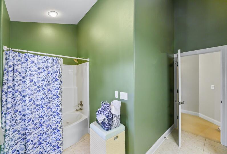 205 Kummrow Court Wales, WI 53183 - Photo 31 of 67 2nd floor full bath 2