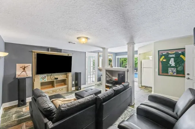 $1,425,990 | 205 Kummrow Court, Wales, WI 53183