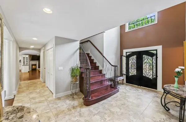 $1,425,990 | 205 Kummrow Court, Wales, WI 53183