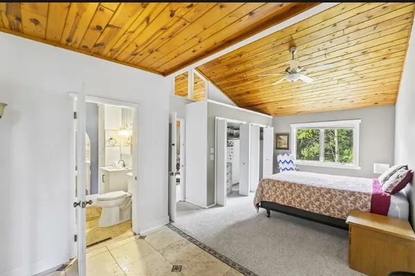 $1,425,990 | 205 Kummrow Court, Wales, WI 53183