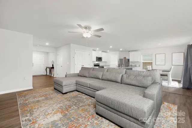 $359,900 | 9025 Creedmore Hills Drive, Charlotte, NC 28214