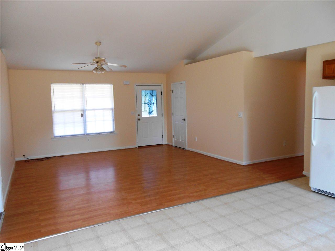 414 Anchor Road Greenville, SC 29617 - Photo 3 of 12 Gallery Image 3