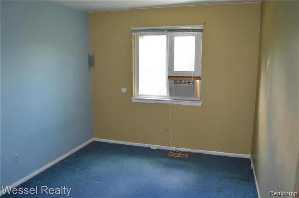 58629 Wallington Washington, MI 48094 - Photo 6 of 15