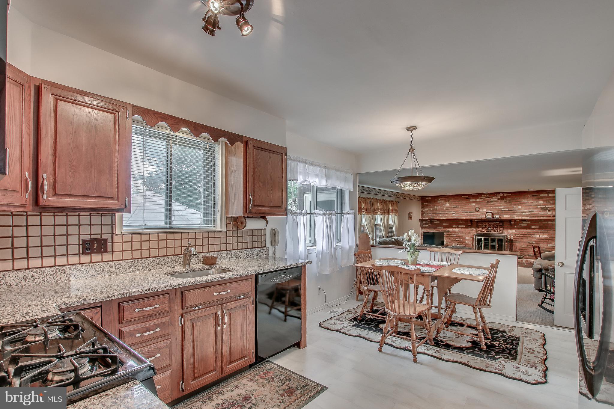 514 Elford Road Fairless Hills, PA 19030 - Photo 8 of 43 Gallery Image 8