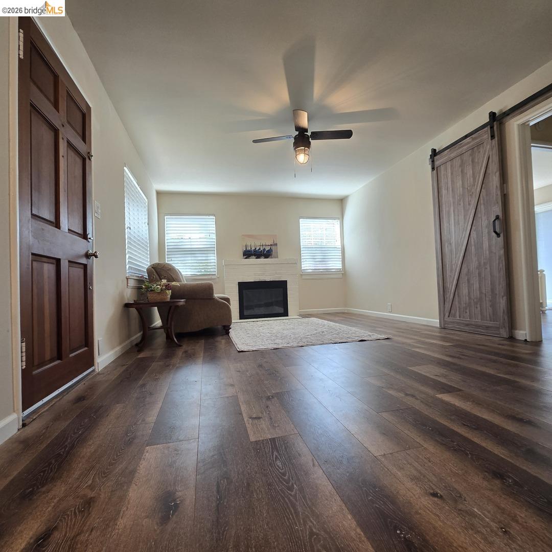 241 Humboldt Street San Rafael, CA 94901 - Photo 5 of 35