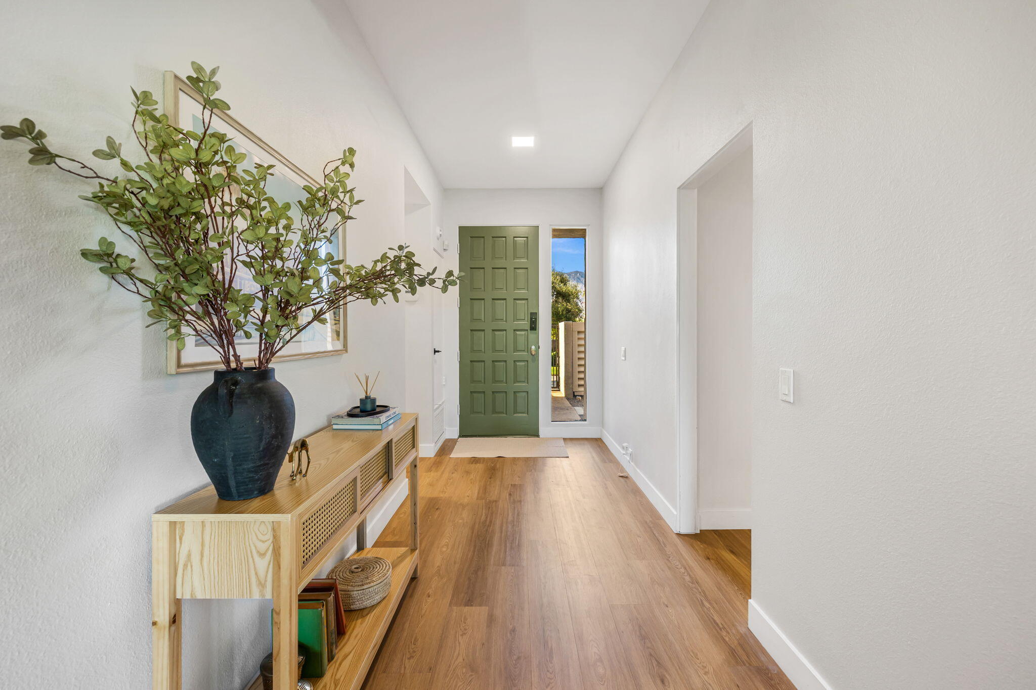 147 Desert W Drive Rancho Mirage, CA 92270 - Photo 2 of 90 19-web-or-mls-AM4A9824