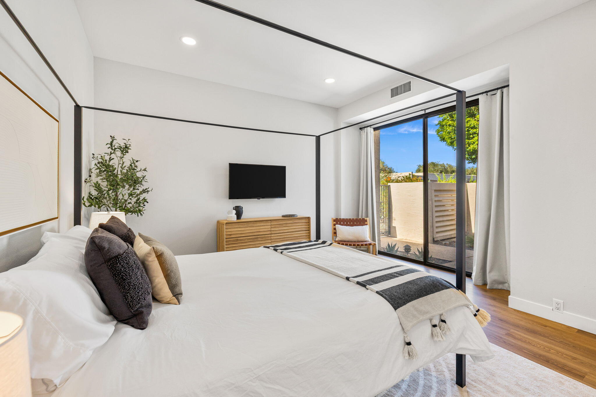 147 Desert W Drive Rancho Mirage, CA 92270 - Photo 46 of 90 44-web-or-mls-AM4A9949