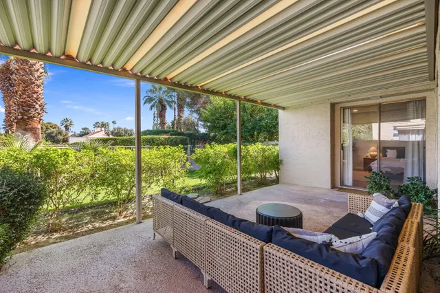 $649,999 | 147 Desert W Drive, Rancho Mirage, CA 92270